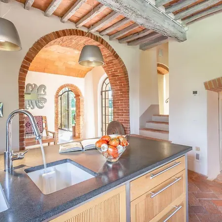 Colomba Villa *